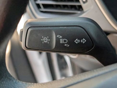 Used 2021 Ford Escape SE w/ SE Sport Appearance Package FWD image 25