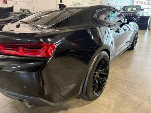 Used 2016 Chevrolet Camaro LT RWD image 15
