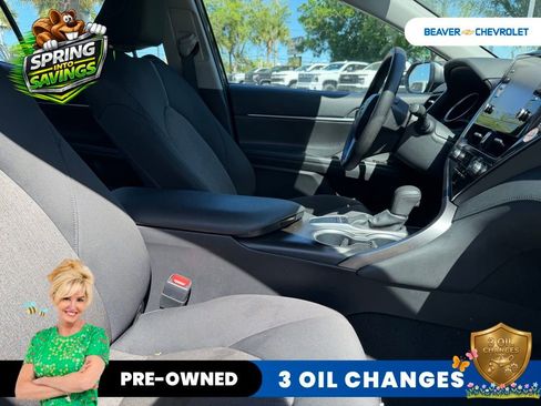 Used 2024 Toyota Camry LE w/ Convenience Package image 11