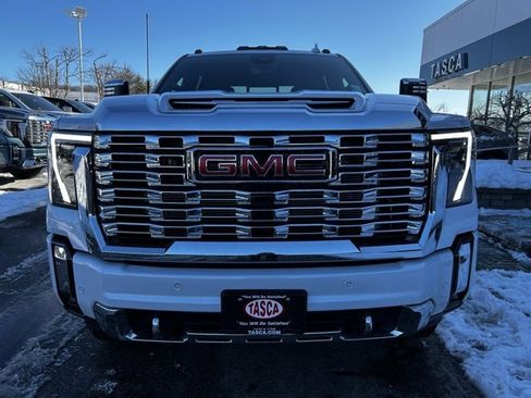 New 2026 GMC Sierra 2500 Denali w/ Denali Reserve Package image 2