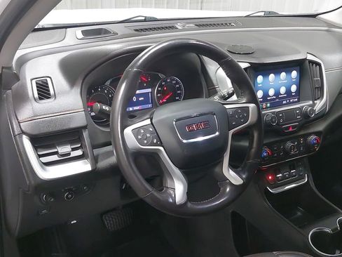 Used 2020 GMC Terrain SLT w/ Preferred Package image 16