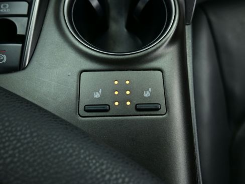 Used 2023 Toyota Camry XSE image 22