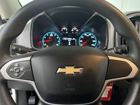 Used 2018 Chevrolet Colorado W/T w/ WT Convenience Package RWD image 11