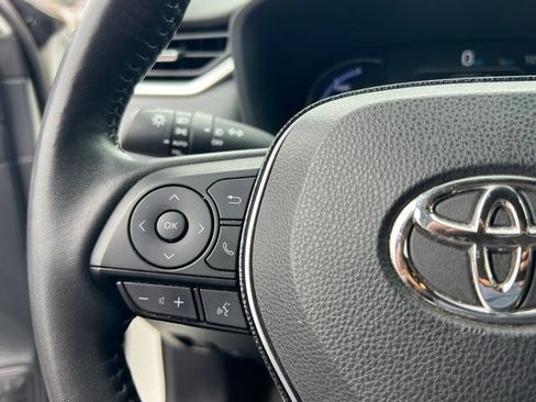 Used 2020 Toyota RAV4 XSE w/ XSE Grade Weather Package AWD/4WD image 19