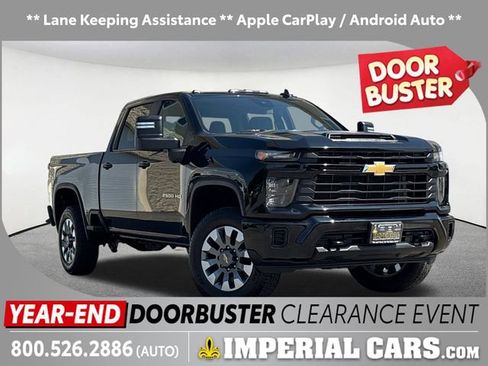 Used 2024 Chevrolet Silverado 2500 Custom image 1