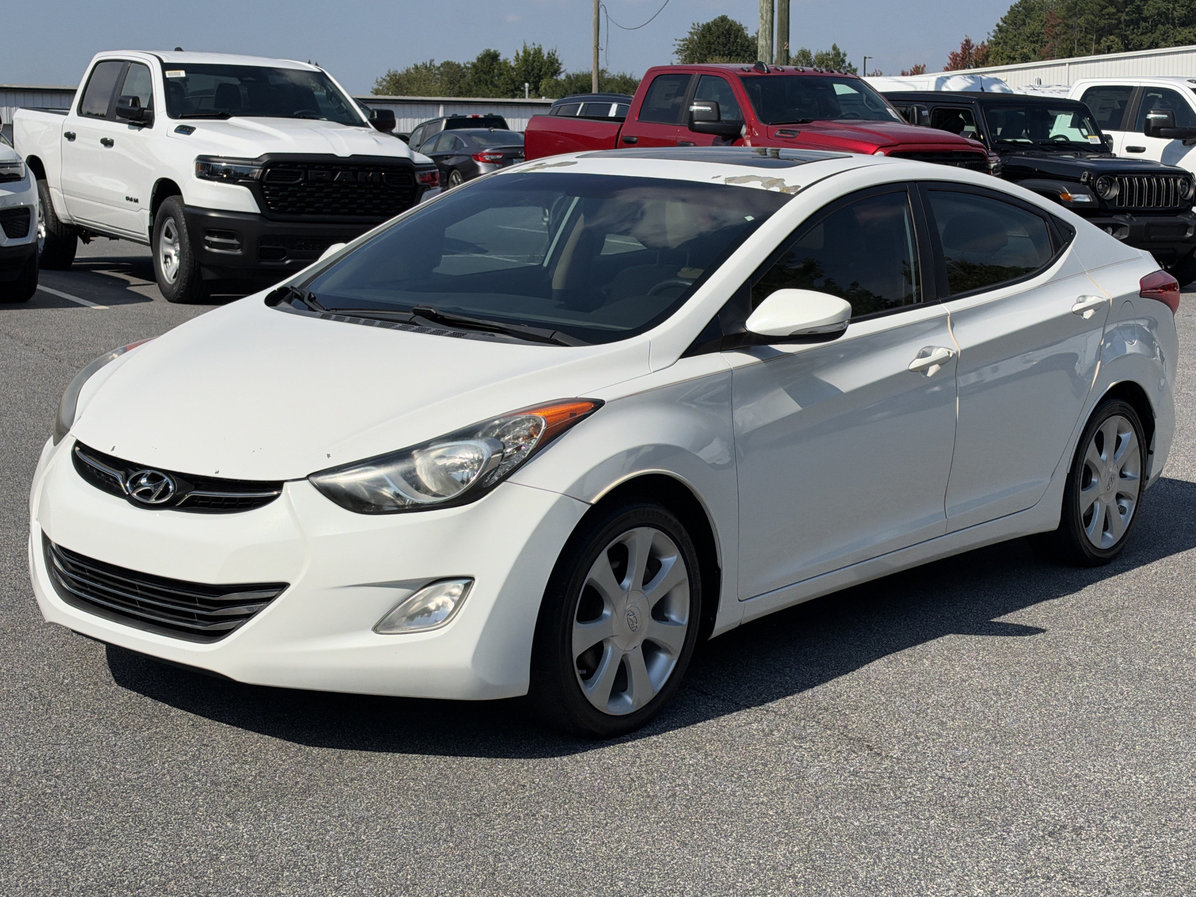 Used 2012 Hyundai Elantra Limited FWD image 3
