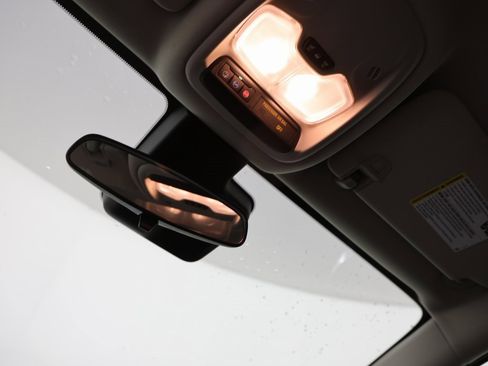 Certified 2024 Buick Encore GX Sport Touring image 21