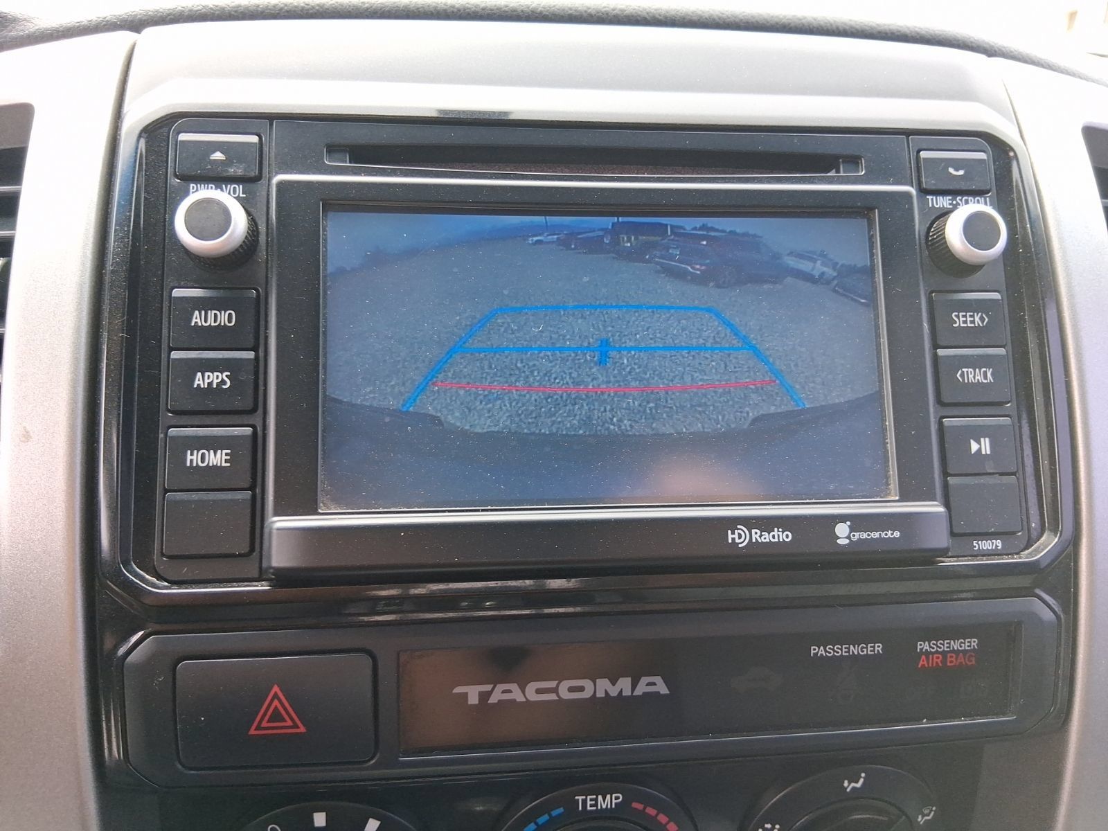 Used 2015 Toyota Tacoma PreRunner w/ TRD Off-Road Package RWD image 28