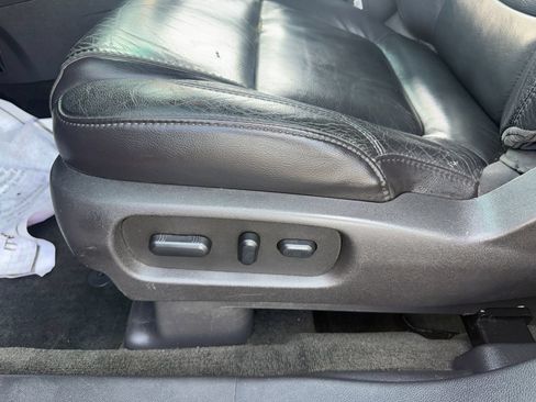 Used 2013 Ford Explorer XLT FWD image 32