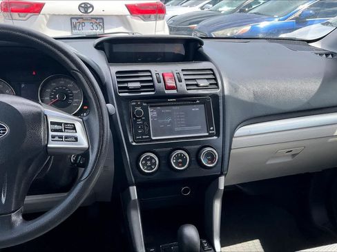 Used 2015 Subaru Forester 2.5i Premium AWD/4WD image 15