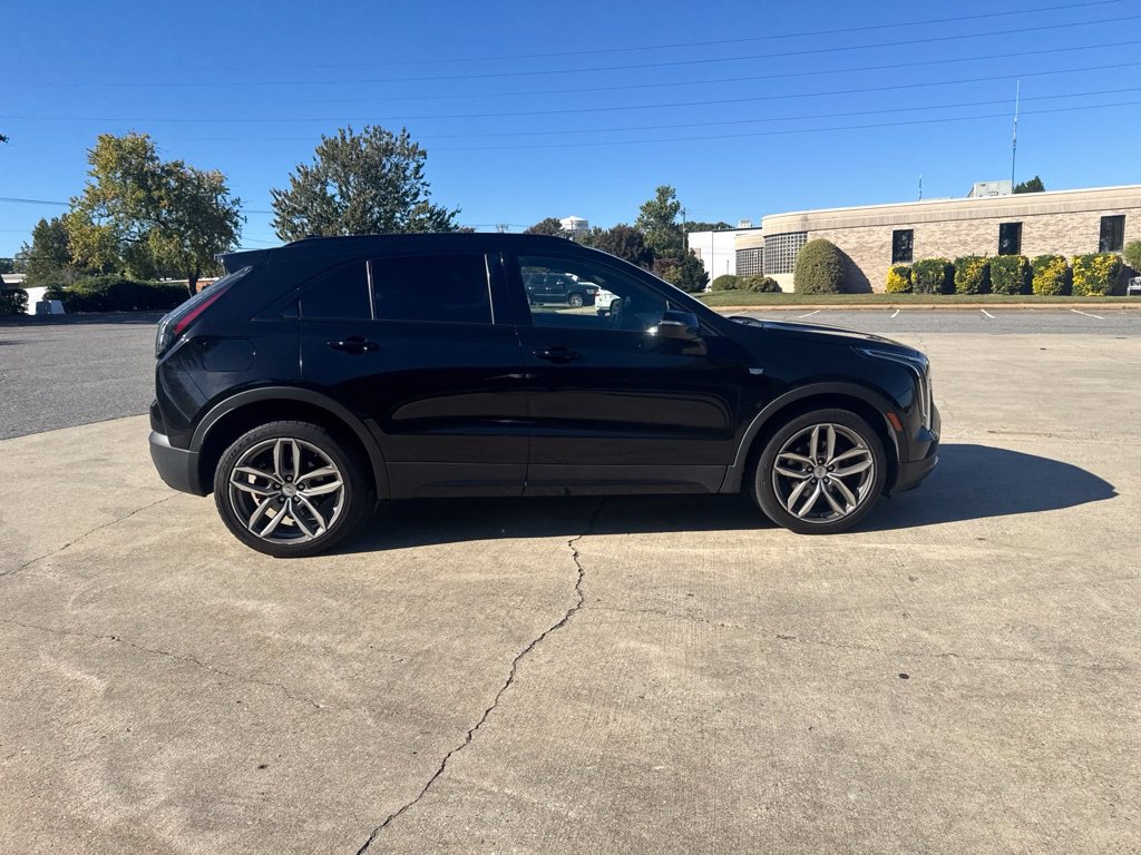 Used 2021 Cadillac XT4 Sport AWD/4WD image 7