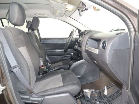 Used 2014 Jeep Compass Sport w/ Power Value Group FWD image 8