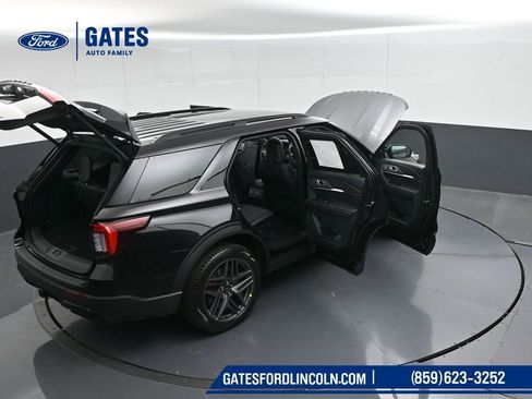 New 2026 Ford Explorer ST-Line w/ ST-Line Street Pack image 59