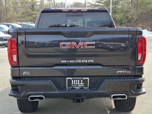 Certified 2022 GMC Sierra 1500 AT4 w/ AT4 Premium Package image 23