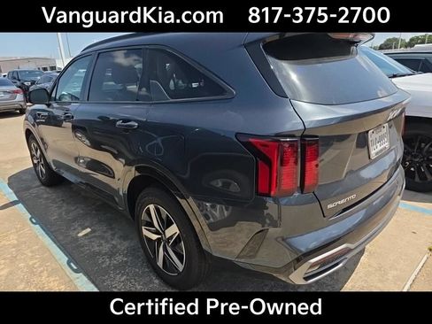 Certified 2023 Kia Sorento S w/ Panoramic Sunroof Package FWD image 3