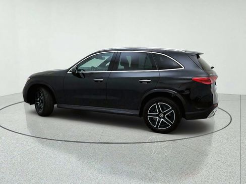 Used 2026 Mercedes-Benz GLC 300 4MATIC image 13