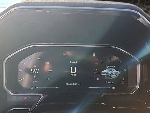 New 2026 GMC Sierra 1500 SLE w/ Preferred Package image 12