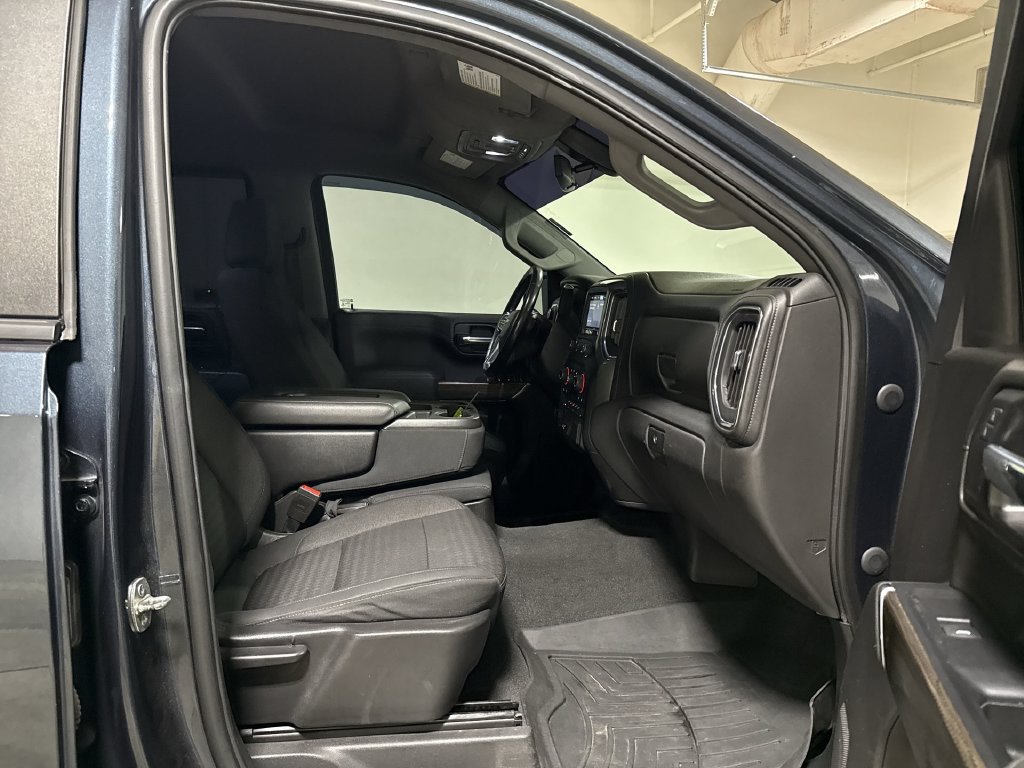 Used 2020 Chevrolet Silverado 1500 LT w/ All-Star Edition AWD/4WD image 21