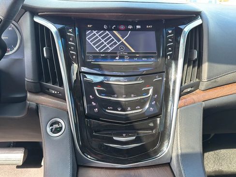 Used 2016 Cadillac Escalade Premium AWD/4WD image 94