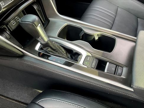 Used 2022 Honda Accord Sport Special Edition image 15