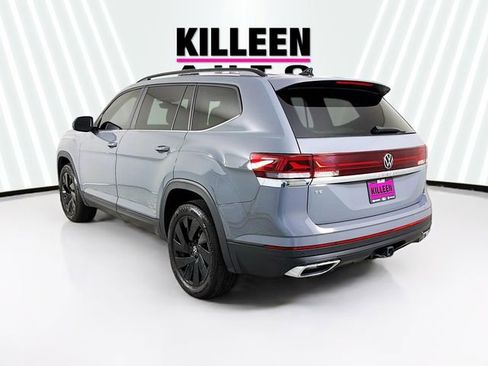 Used 2025 Volkswagen Atlas SE image 5