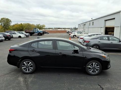 New 2025 Nissan Versa SV w/ Trunk Package image 2