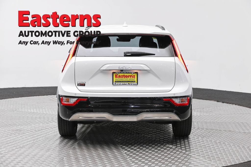 Used 2023 Kia Niro Wind w/ Wind Preserve Package FWD image 7