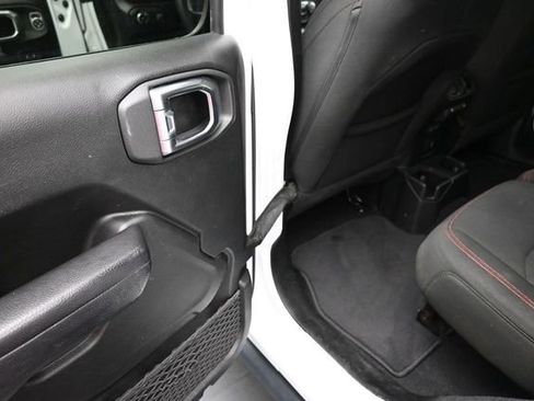 Used 2023 Jeep Wrangler Unlimited Rubicon AWD/4WD image 20