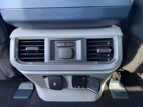 Used 2021 Ford F150 Limited image 27