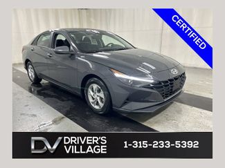 Used 2023 Hyundai Elantra SE FWD video 1