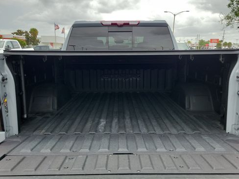 Used 2024 GMC Sierra 1500 AT4X AWD/4WD image 10