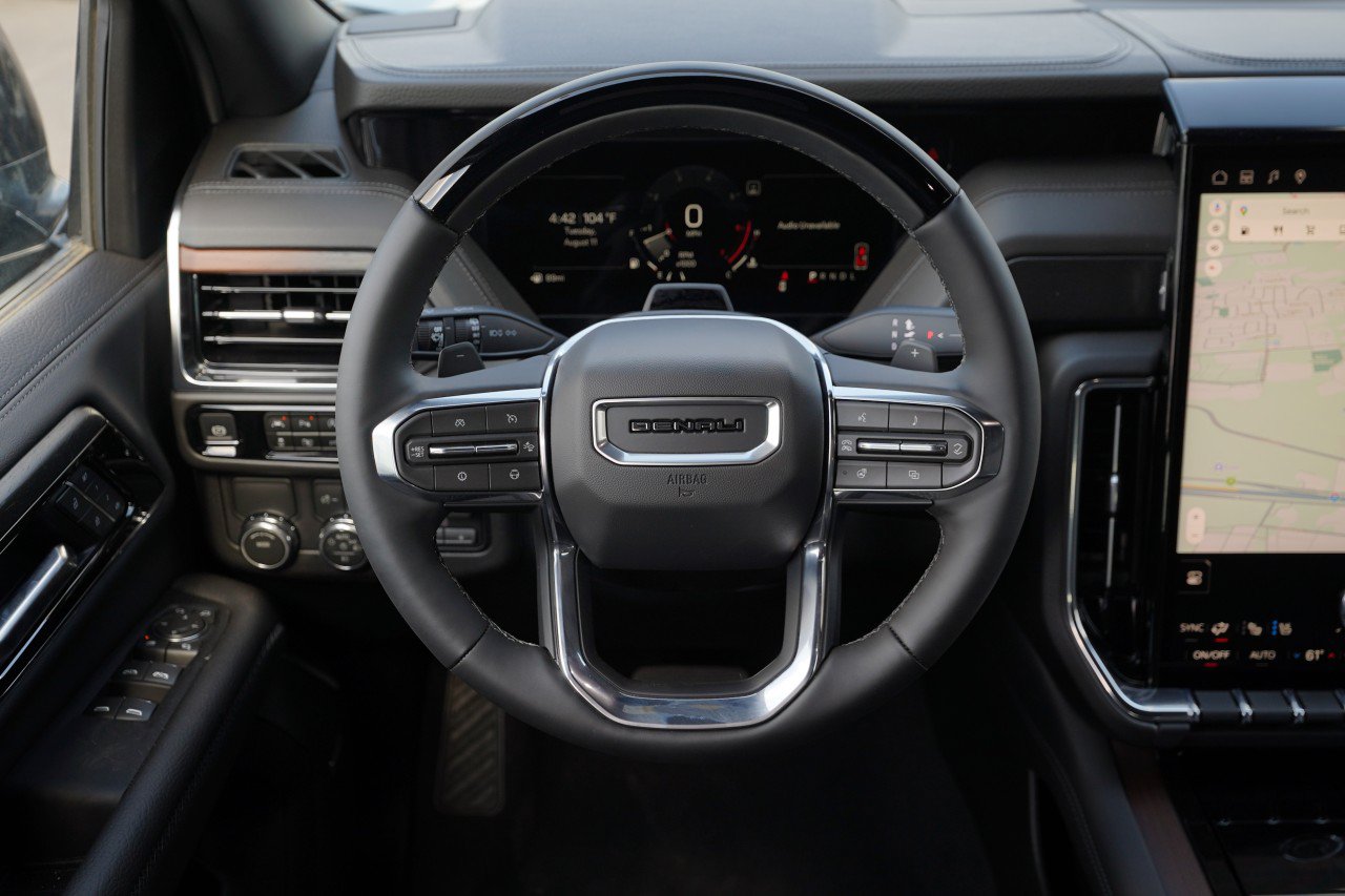 New 2026 GMC Yukon Denali w/ Advanced Technology Package RWD image 19