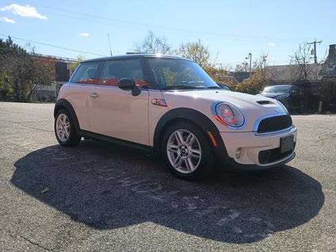 Used 2011 MINI Cooper S image 4