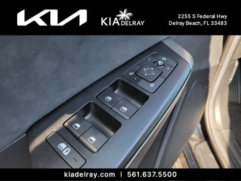 New 2025 Kia EV6 Wind image 16