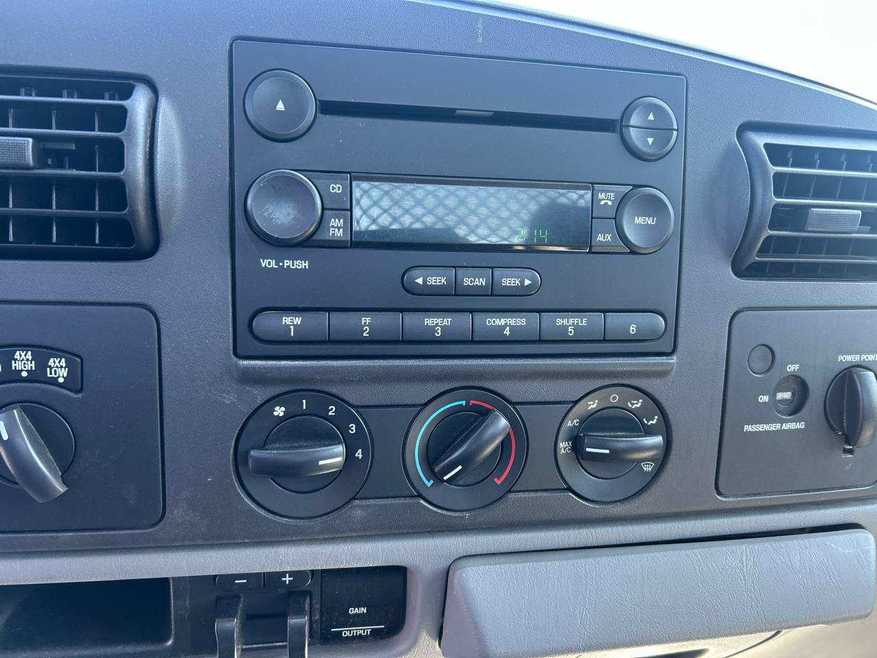 Used 2005 Ford F350 XLT AWD/4WD image 17
