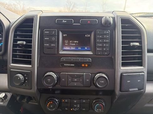 Used 2019 Ford F250 XL w/ STX Appearance Package image 31