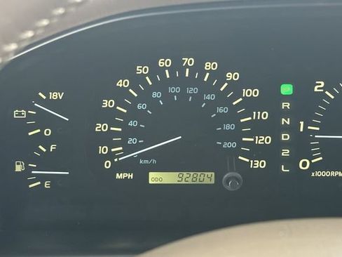 Used 1998 Lexus LX 470 4WD image 25