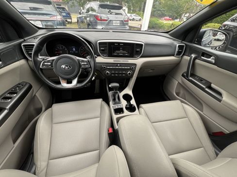 Used 2020 Kia Sportage S FWD image 2