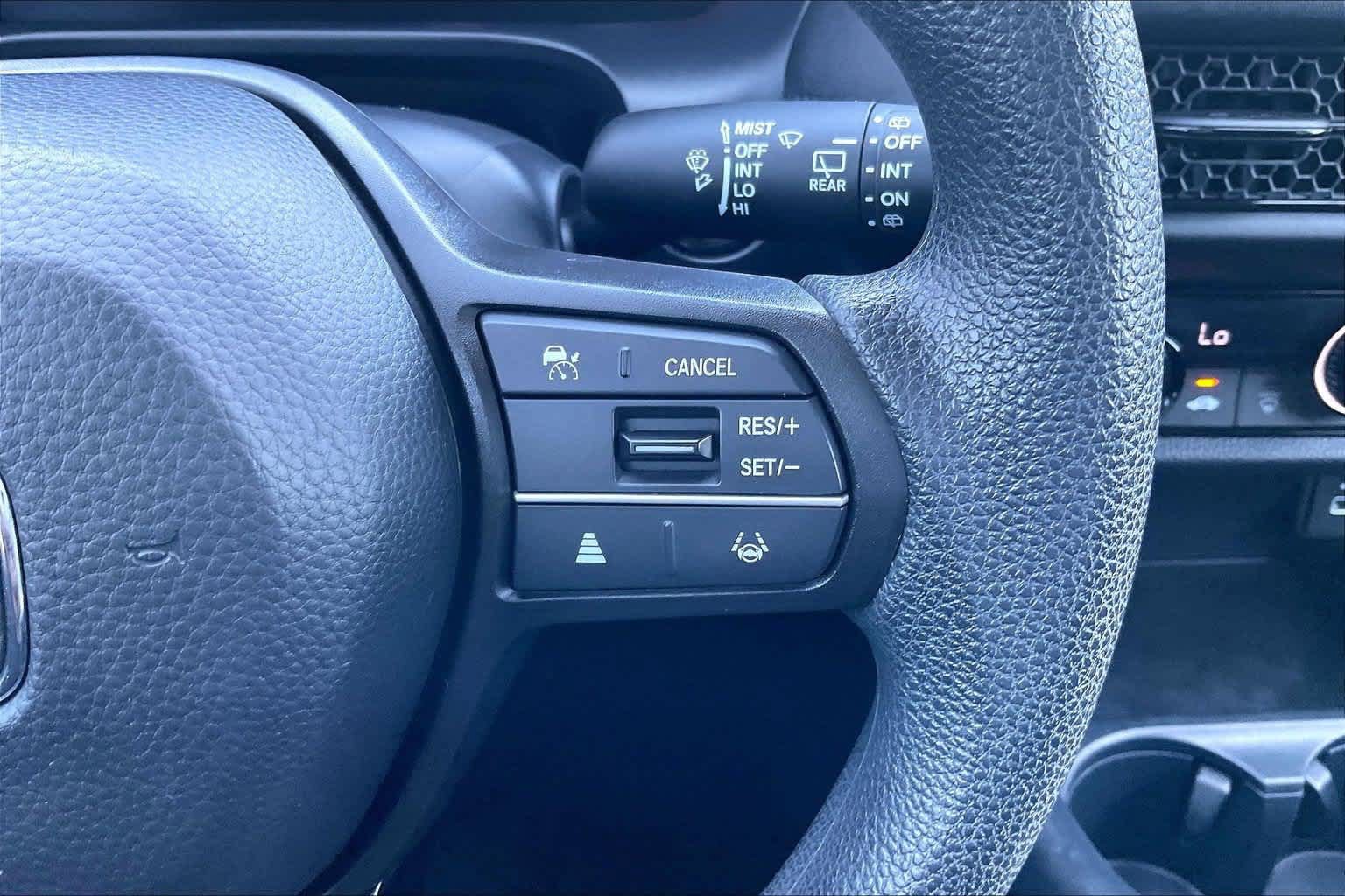 Used 2023 Honda HR-V LX image 23