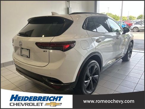 Used 2023 Buick Envision Preferred w/ Sport Touring Package AWD/4WD image 4