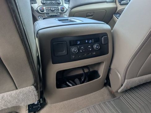Used 2020 Chevrolet Tahoe Premier RWD image 28