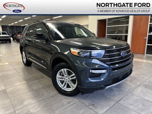 Used 2023 Ford Explorer XLT w/ Equipment Group 202A image 1