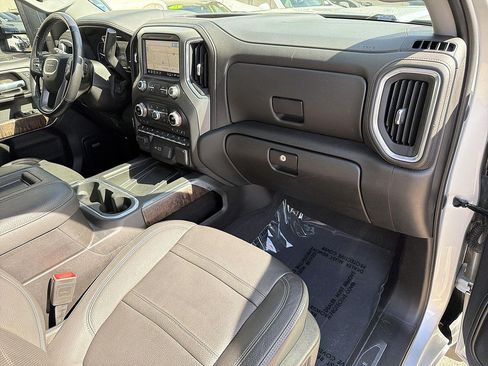 Used 2021 GMC Sierra 2500 Denali w/ Denali Ultimate Package AWD/4WD image 29