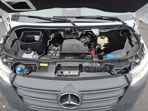 New 2025 Mercedes-Benz Sprinter 2500 image 10