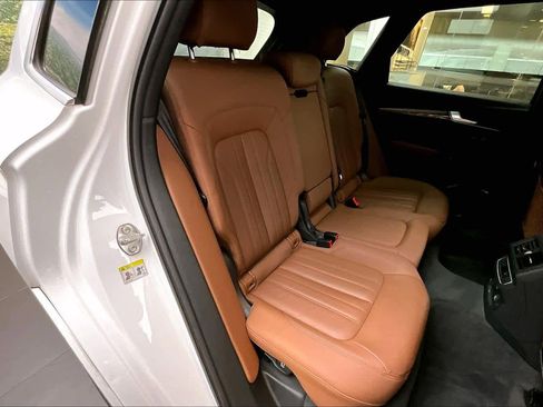 Certified 2023 Audi Q5 2.0T Premium w/ Convenience Package image 19