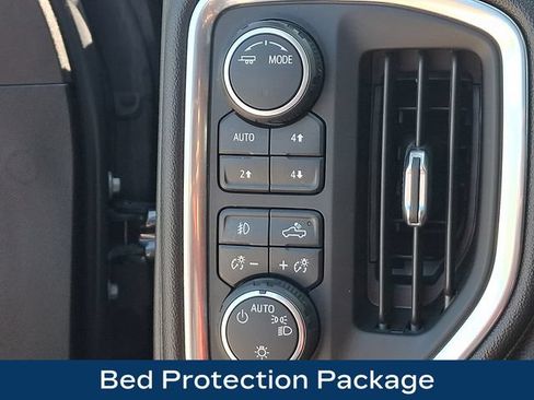 Used 2021 Chevrolet Silverado 1500 RST AWD/4WD image 9