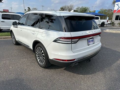 Used 2023 Lincoln Aviator Reserve image 4