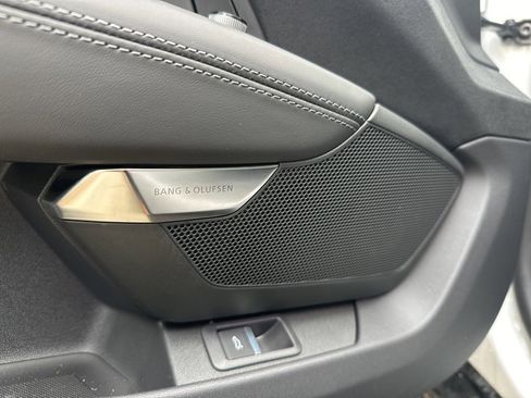 New 2026 Audi RS e-tron GT performance image 18