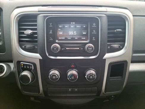 Used 2015 RAM 1500 Classic SLT RWD image 11