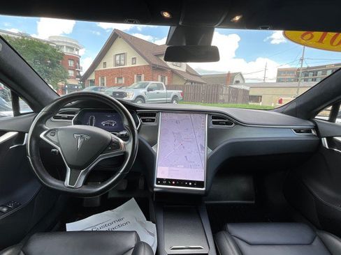 Used 2018 Tesla Model S 75D AWD/4WD image 10